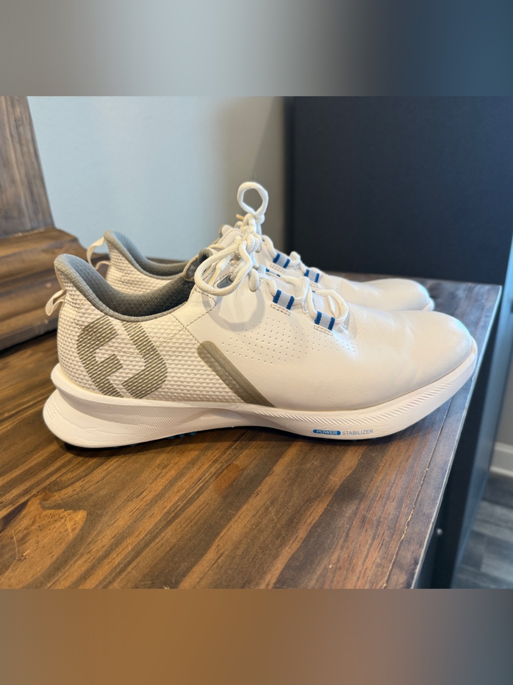 FootJoy White and Gray Men's Athletic Golf shoes